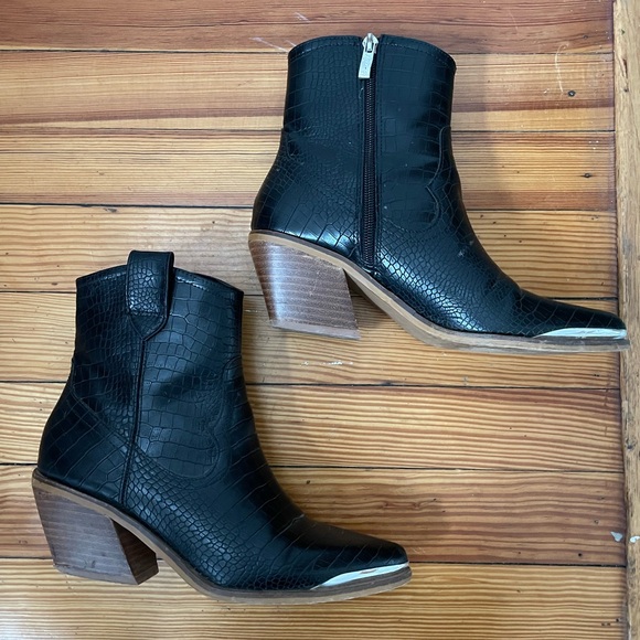 Black Western Booties - Picture 3 of 3